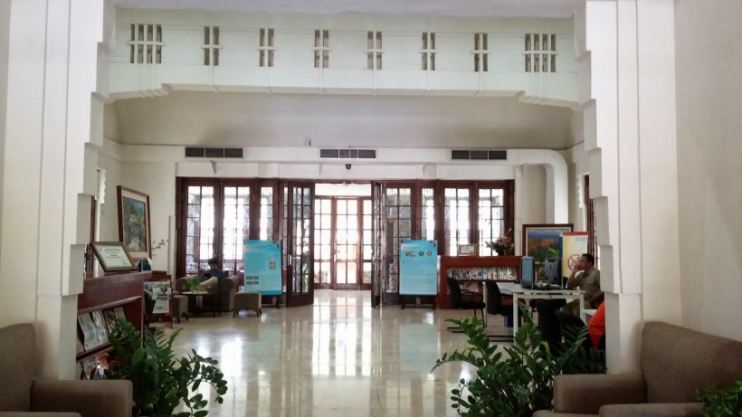 Gedung Perpustakaan Bi merupakan salah satu cagar budaya di Surabaya. Foto: Erlin Goentoro